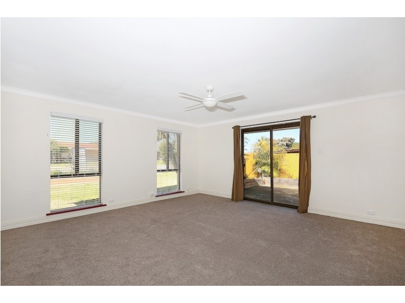 43 GLENCOE PARADE, Halls Head WA 6210