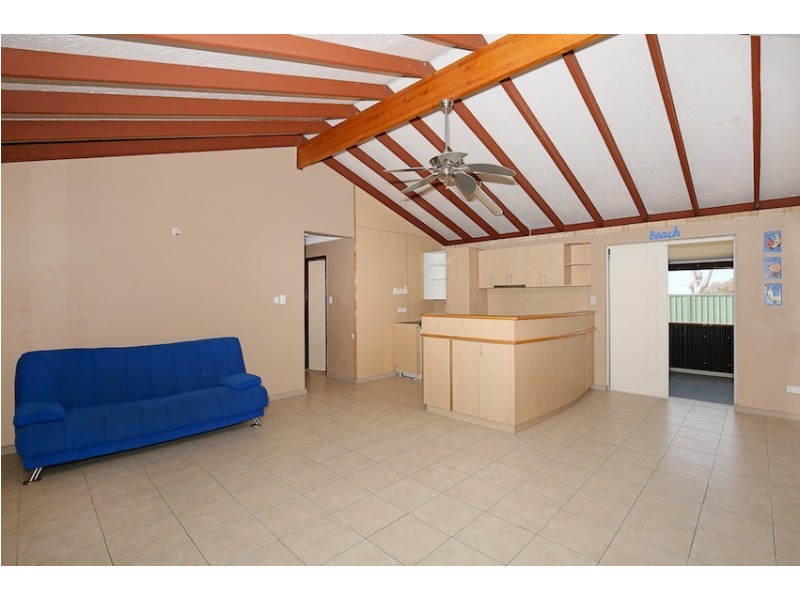 25 Verona Crescent, Falcon WA 6210