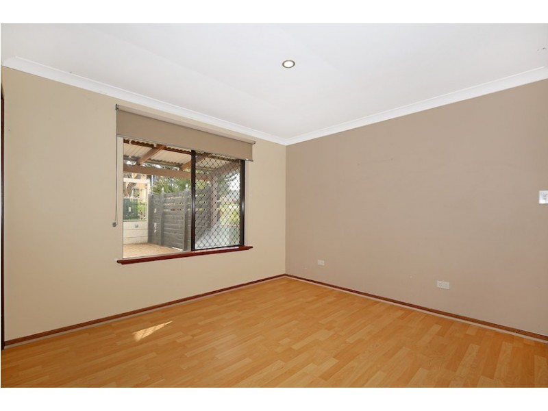 25 Verona Crescent, Falcon WA 6210