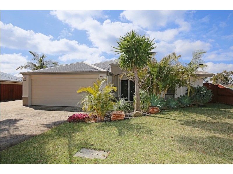 12 Blue Wren Gardens, Coodanup WA 6210