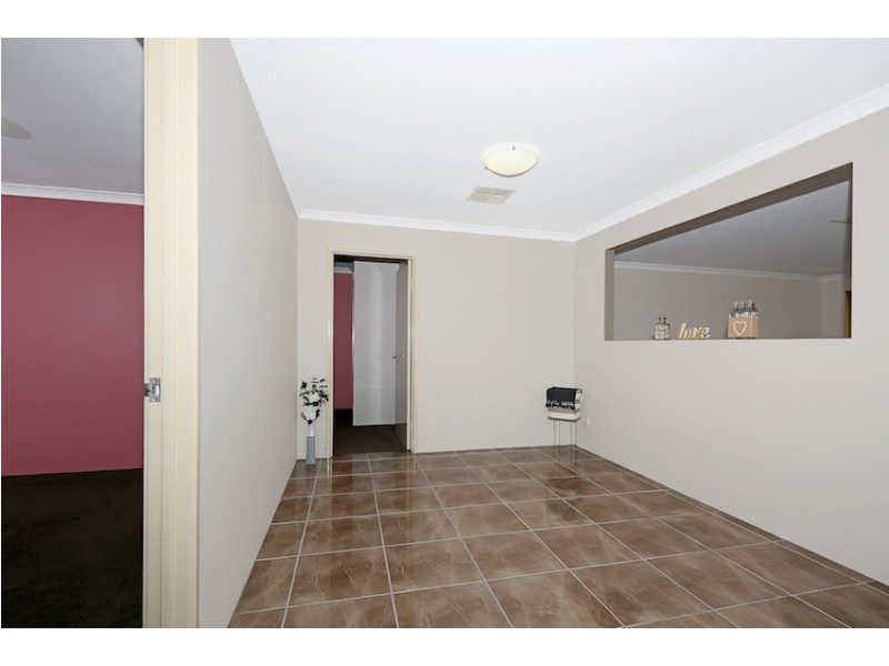 12 Blue Wren Gardens, Coodanup WA 6210