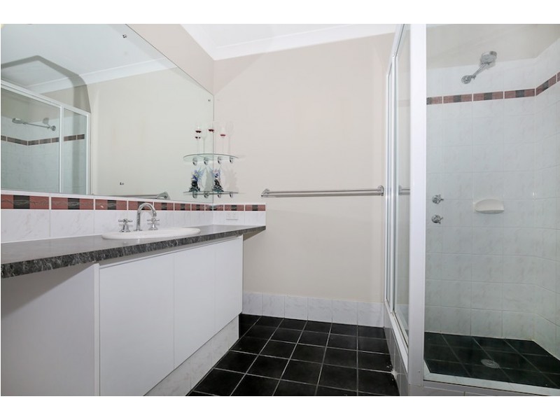 12 Blue Wren Gardens, Coodanup WA 6210