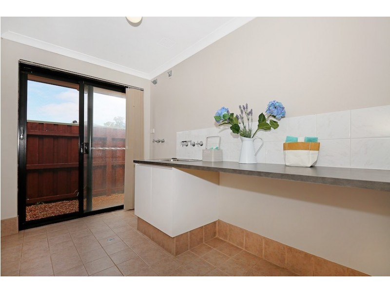 12 Blue Wren Gardens, Coodanup WA 6210