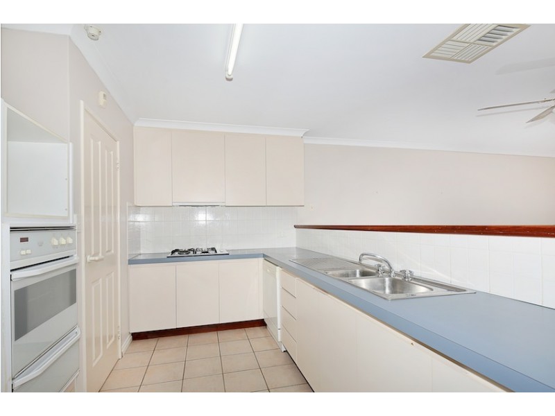 6/1 Waterside Drive, Dudley Park WA 6210