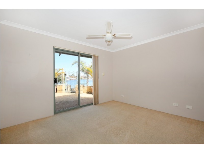 6/1 Waterside Drive, Dudley Park WA 6210