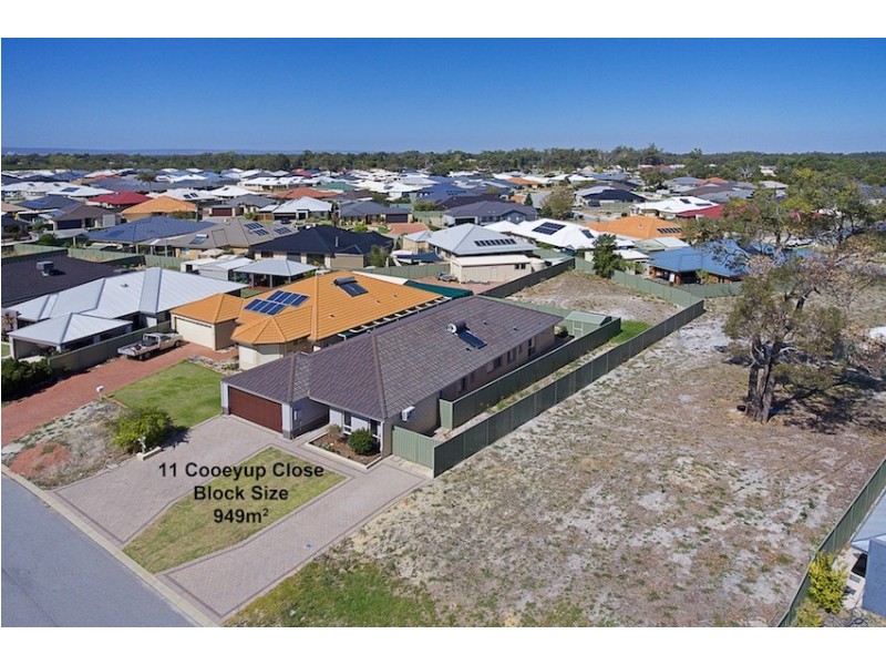 11 Cooeyup Close, Ravenswood WA 6208