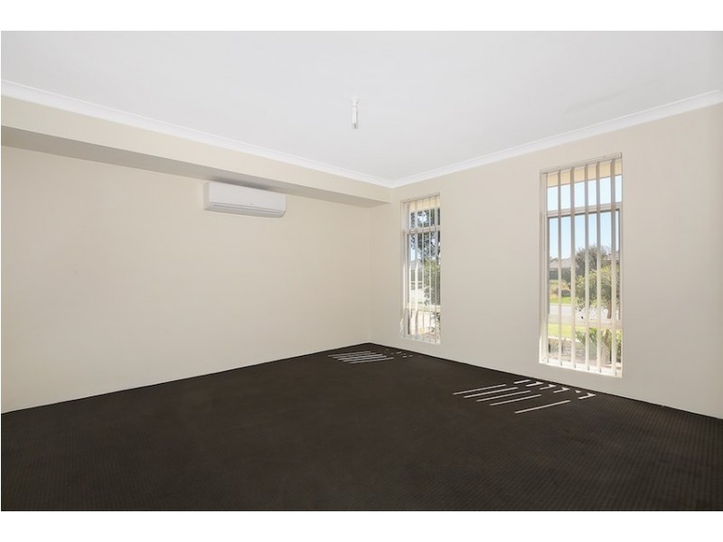 11 Cooeyup Close, Ravenswood WA 6208