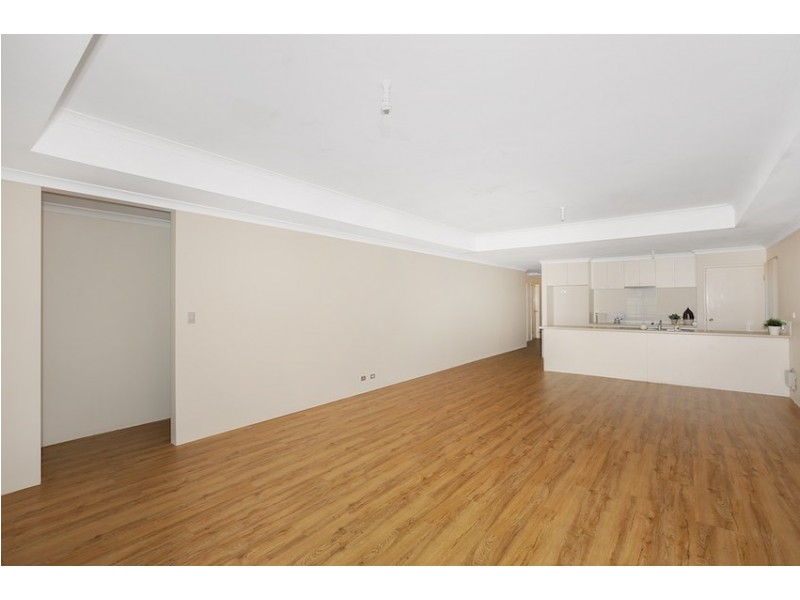 11 Cooeyup Close, Ravenswood WA 6208