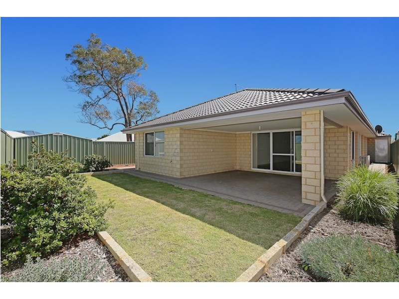 11 Cooeyup Close, Ravenswood WA 6208