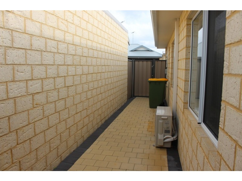 19/21 Southmead Green, Erskine WA 6210