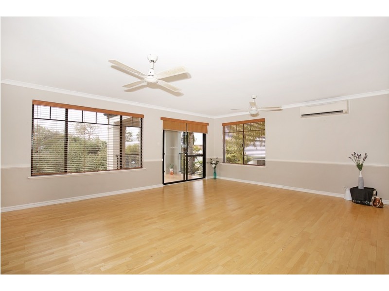 5 Crathes Court, Erskine WA 6210