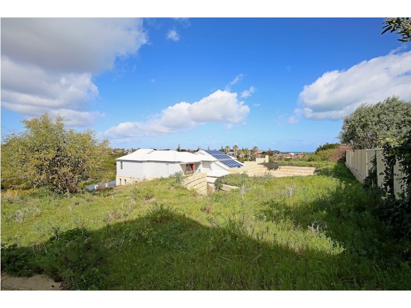 3/92 Janis Street, Halls Head WA 6210