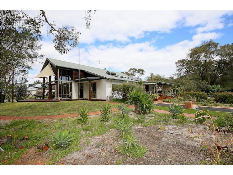 11 Water View, Bouvard WA 6211