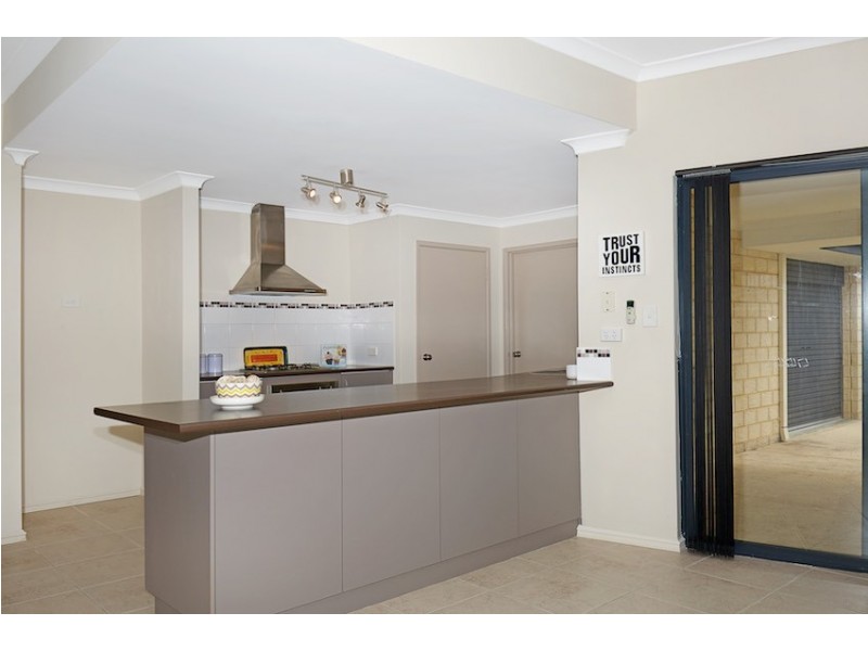 47 Seascapes Boulevard, Halls Head WA 6210