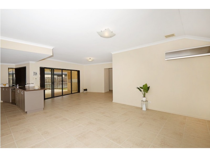 47 Seascapes Boulevard, Halls Head WA 6210