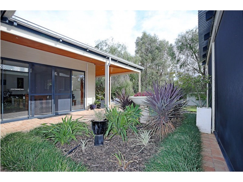 24 Haub Road, Lake Clifton WA 6215