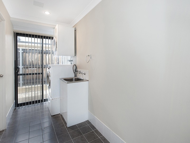 28 Scarab Court, Halls Head WA 6210