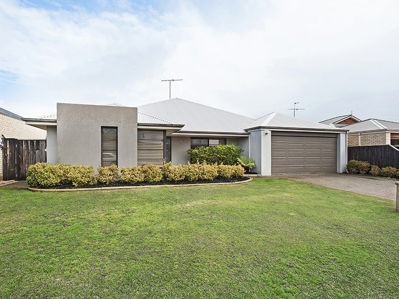 28 Scarab Court, Halls Head WA 6210