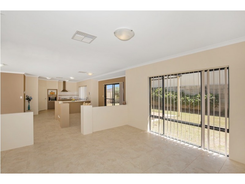 6 Cuballing Retreat, Dawesville WA 6211