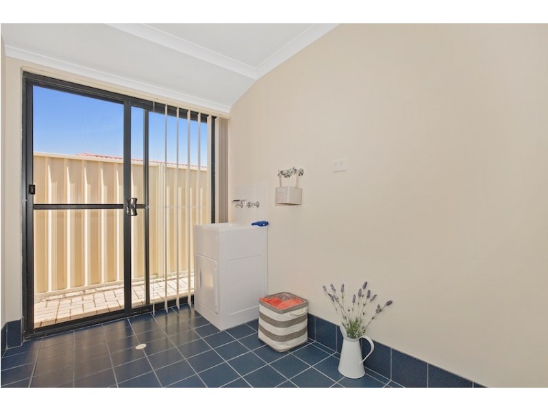 6 Cuballing Retreat, Dawesville WA 6211
