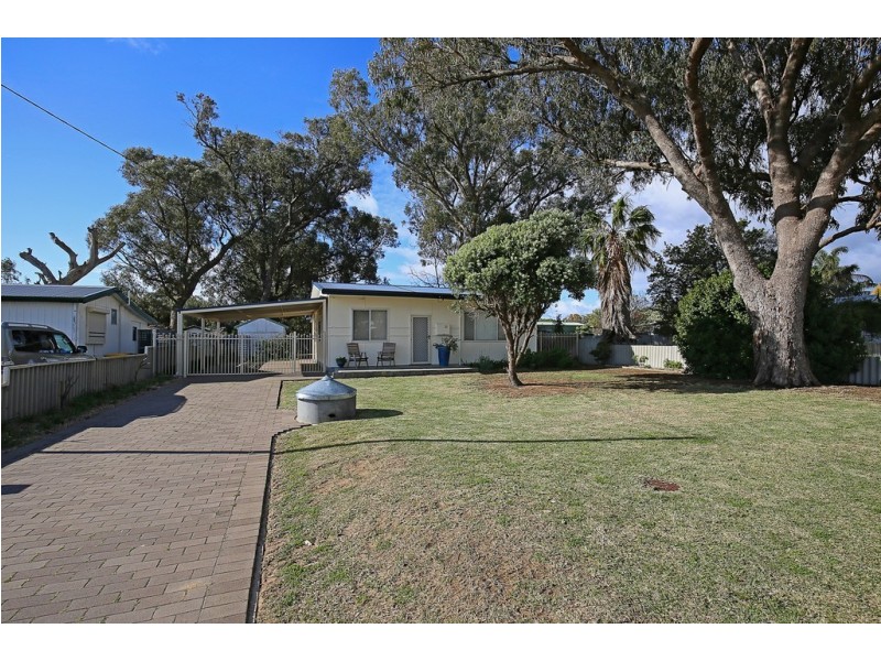 20 Morfitt Street, Mandurah WA 6210