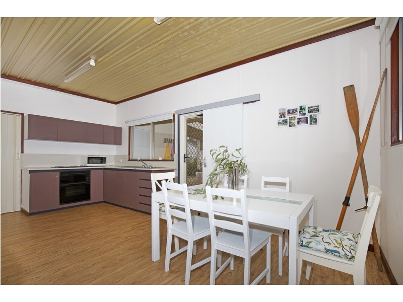 20 Morfitt Street, Mandurah WA 6210