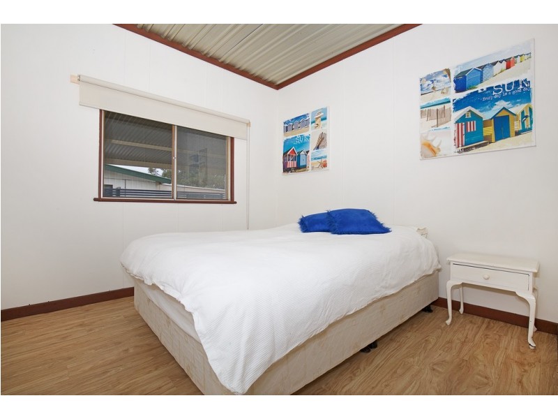 20 Morfitt Street, Mandurah WA 6210