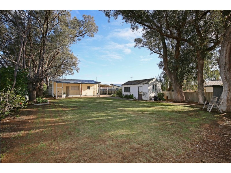 20 Morfitt Street, Mandurah WA 6210