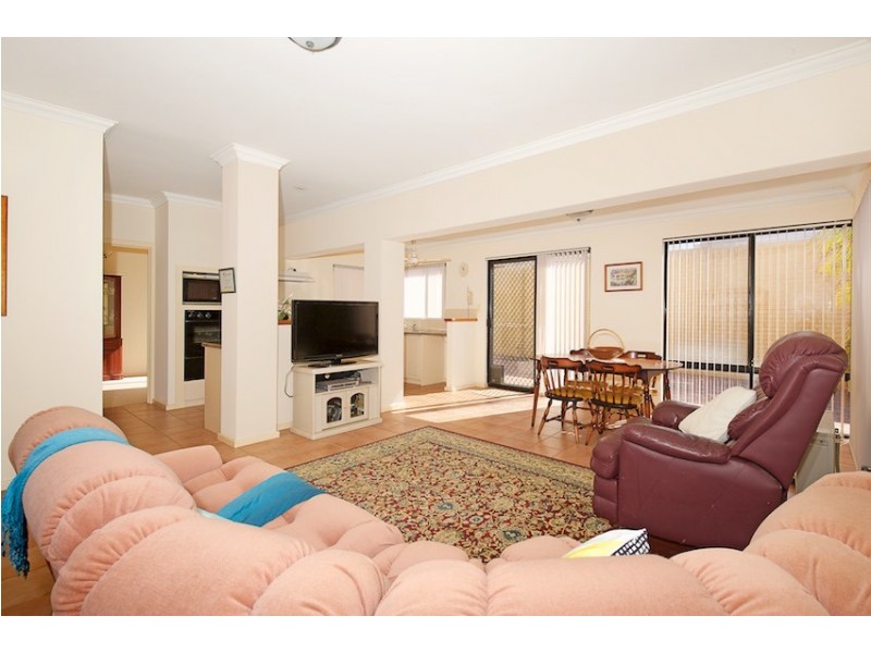 21A Caravel Way, Halls Head WA 6210