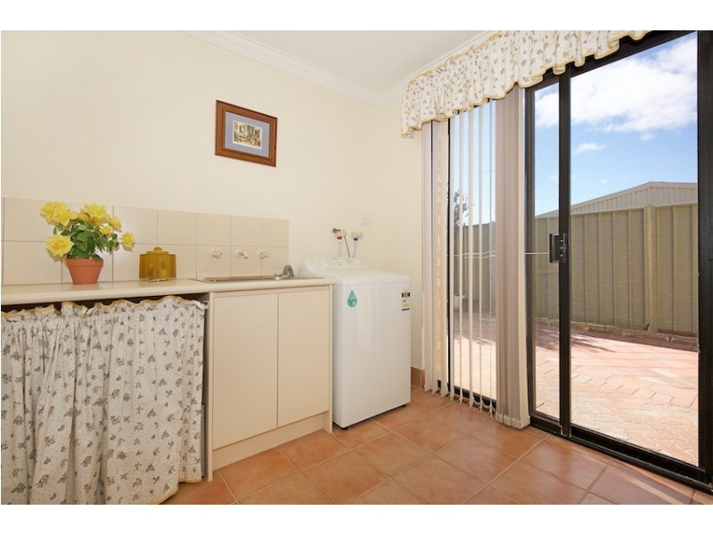 21A Caravel Way, Halls Head WA 6210