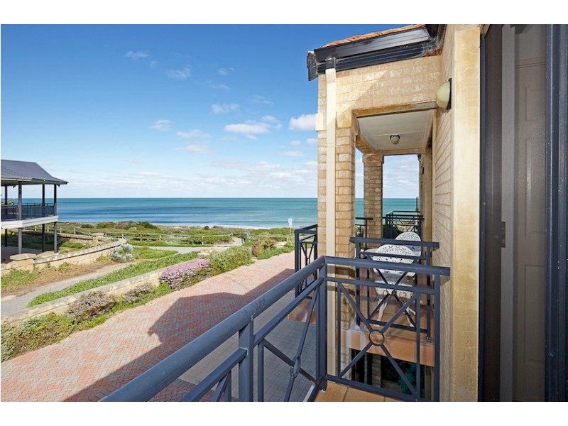 21A Caravel Way, Halls Head WA 6210