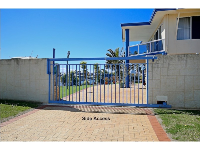 21 Waterside Drive, Dudley Park WA 6210