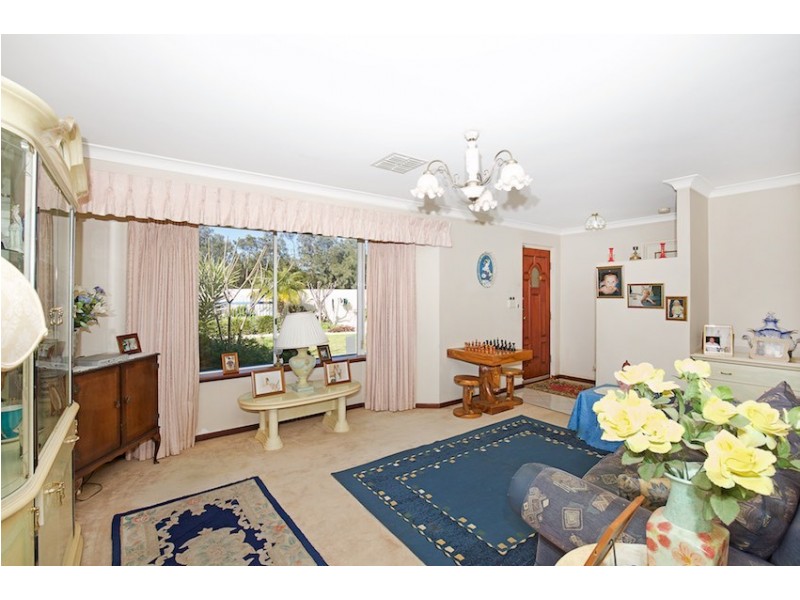 21 Waterside Drive, Dudley Park WA 6210