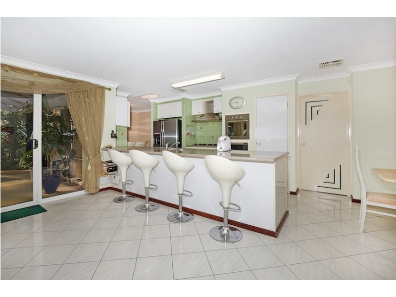 21 Waterside Drive, Dudley Park WA 6210