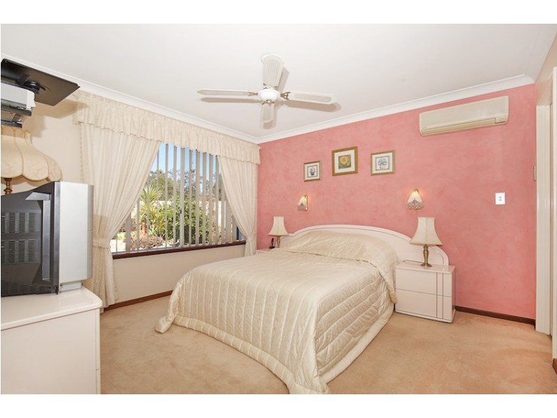 21 Waterside Drive, Dudley Park WA 6210