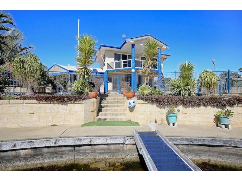 21 Waterside Drive, Dudley Park WA 6210