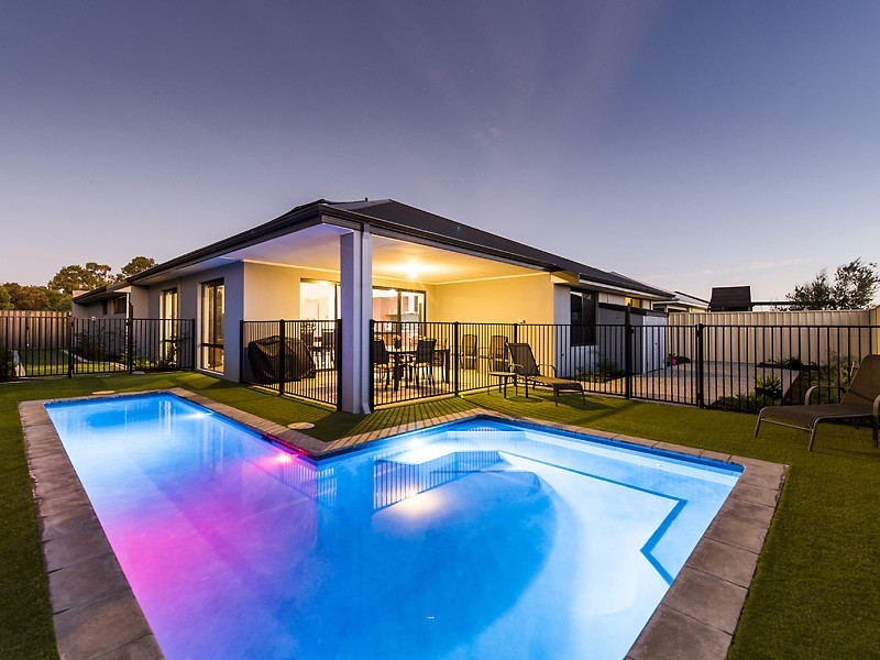 29 Victor Drive, Madora Bay WA 6210