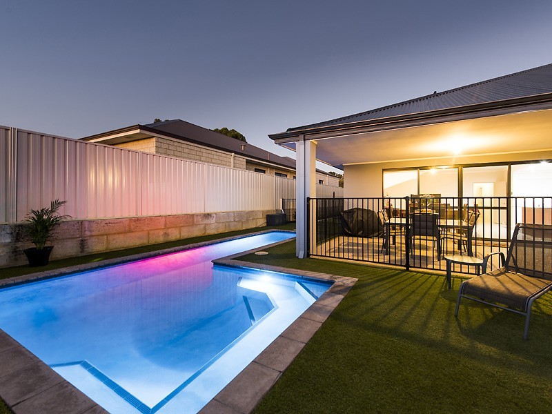 29 Victor Drive, Madora Bay WA 6210