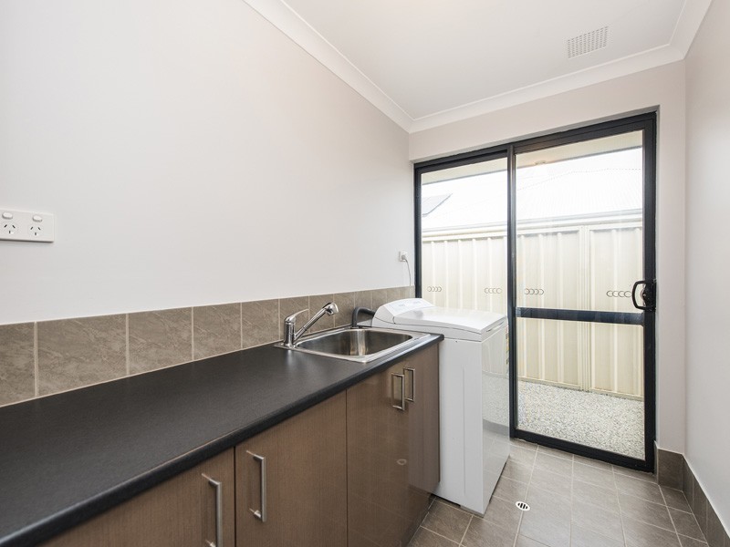 29 Victor Drive, Madora Bay WA 6210