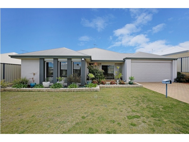5 Gables Green, Meadow Springs WA 6210