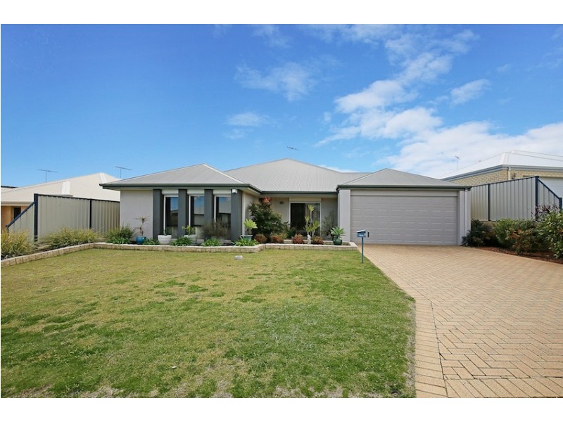 5 Gables Green, Meadow Springs WA 6210