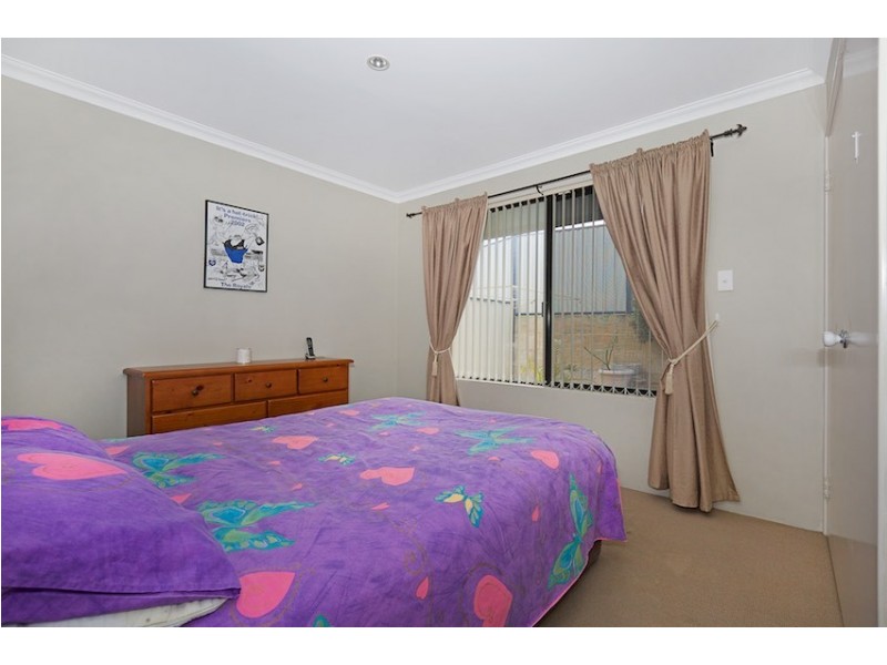 5 Gables Green, Meadow Springs WA 6210