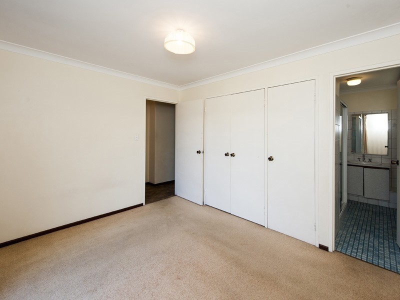 20 Vance Street, Dudley Park WA 6210