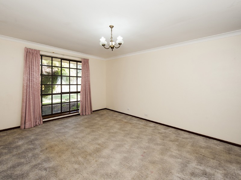 20 Vance Street, Dudley Park WA 6210