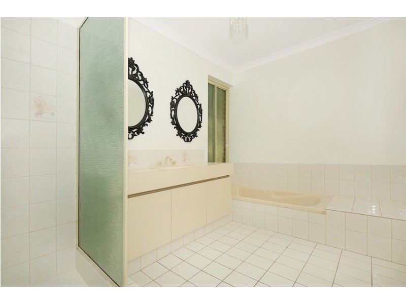 7 Brighton Place, Greenfields WA 6210