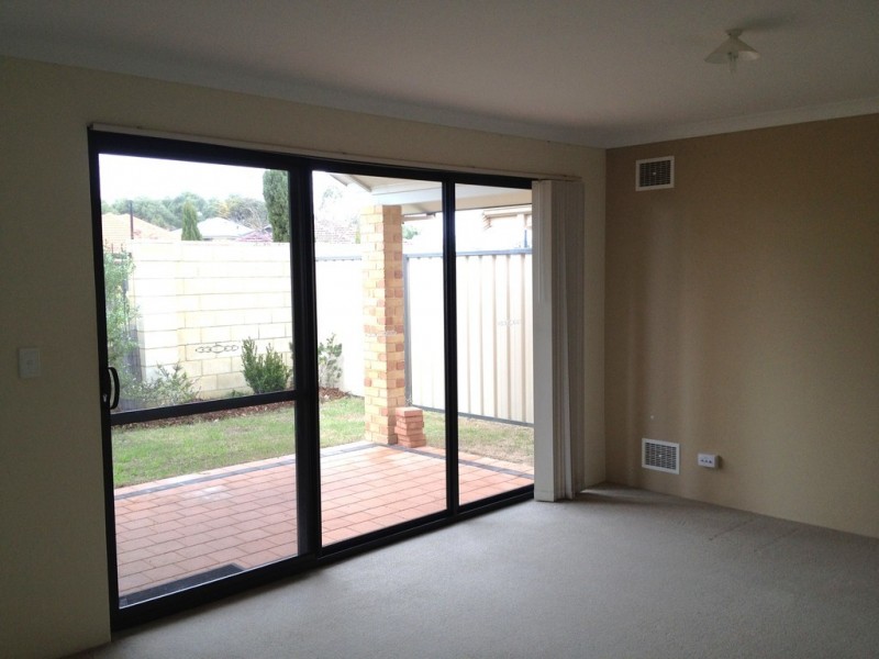 40/27 Meadow Springs Drive, Meadow Springs WA 6210