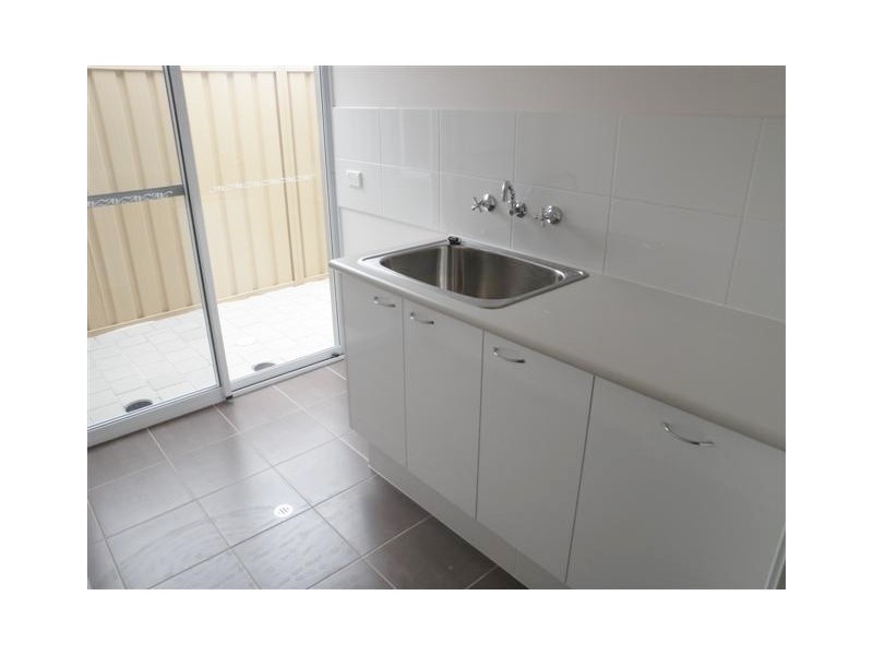 28 KARDAN LOOP, Falcon WA 6210
