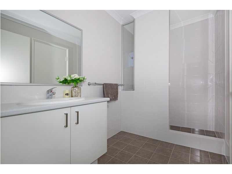 9 Lanyon Street, Mandurah WA 6210