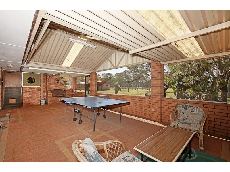 92 Caponi Road, Barragup WA 6209