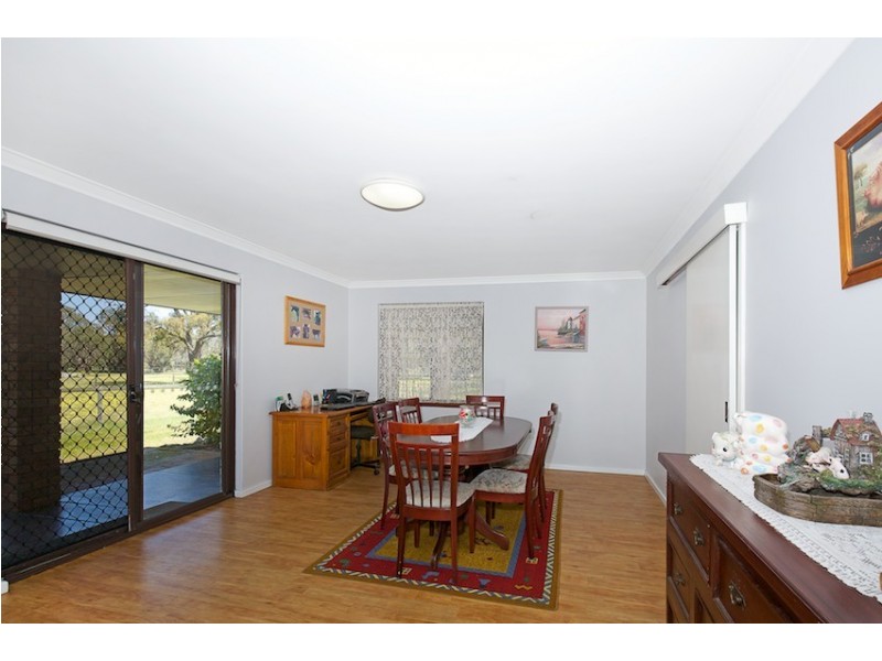 92 Caponi Road, Barragup WA 6209